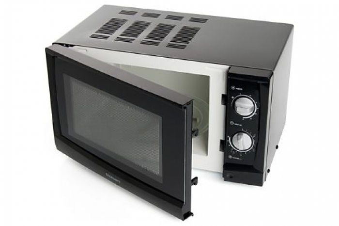 Микроволновая печь Rolsen MS1770MPB в магазине «На диване» в Сургуте  — Выгодная цена