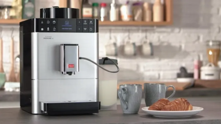 Кофемашина Melitta F531-101 серебристый в магазине «На диване» в Сургуте  — Выгодная цена